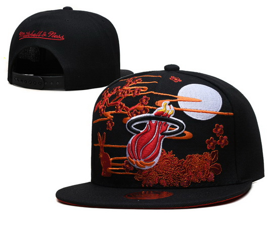 Miami Heat Snapback Cap 23C 004