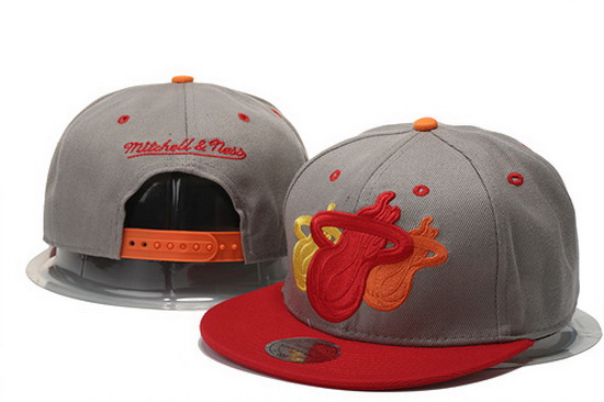 Miami Heat Snapback Cap 23C 037