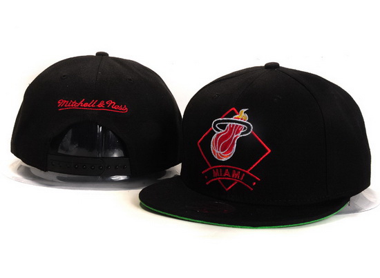 Miami Heat Snapback Cap 23C 040