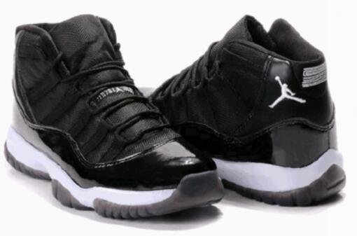 Nike Air Jordan 11 Black and White Men Shoes