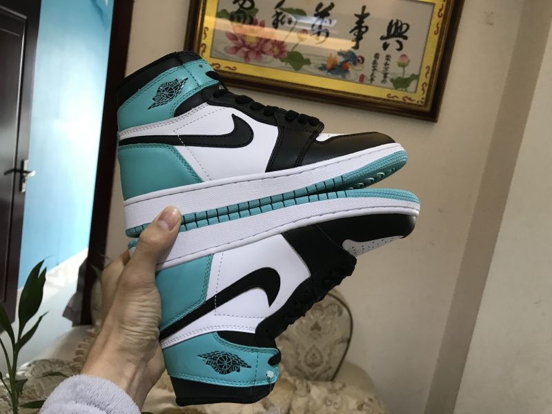 Air Jordan 1 Retro High OG NRG Women Shoes