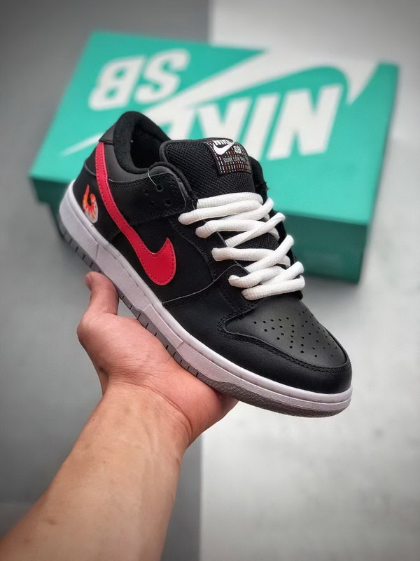 Nike SB Dunk Low AAA Women Shoes 022