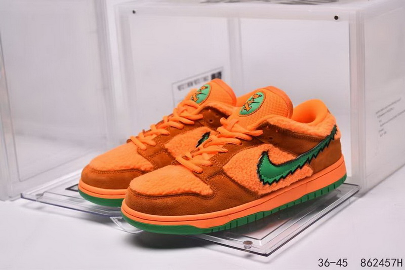 Nike SB Dunk Low AAA Men Shoes 055