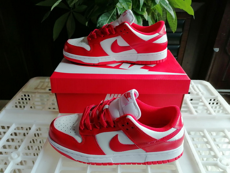 Nike SB Dunk Low Women Shoes 523