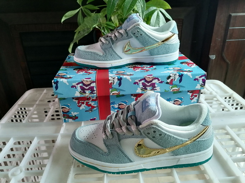 Nike SB Dunk Low Women Shoes 525