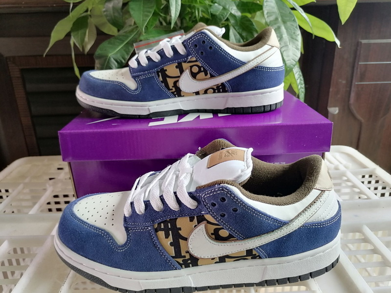 Nike SB Dunk Low Women Shoes 530