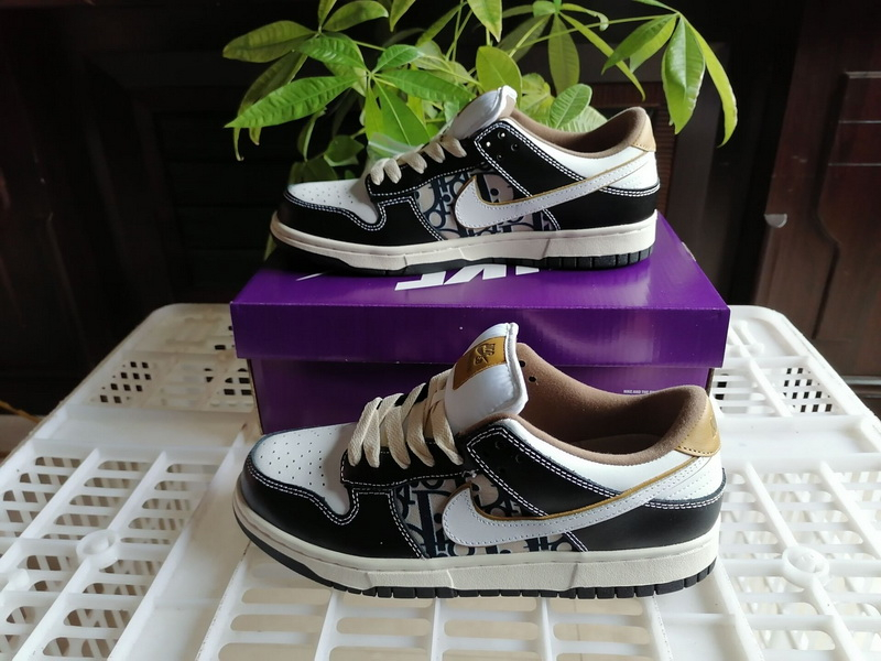 Nike SB Dunk Low Women Shoes 532