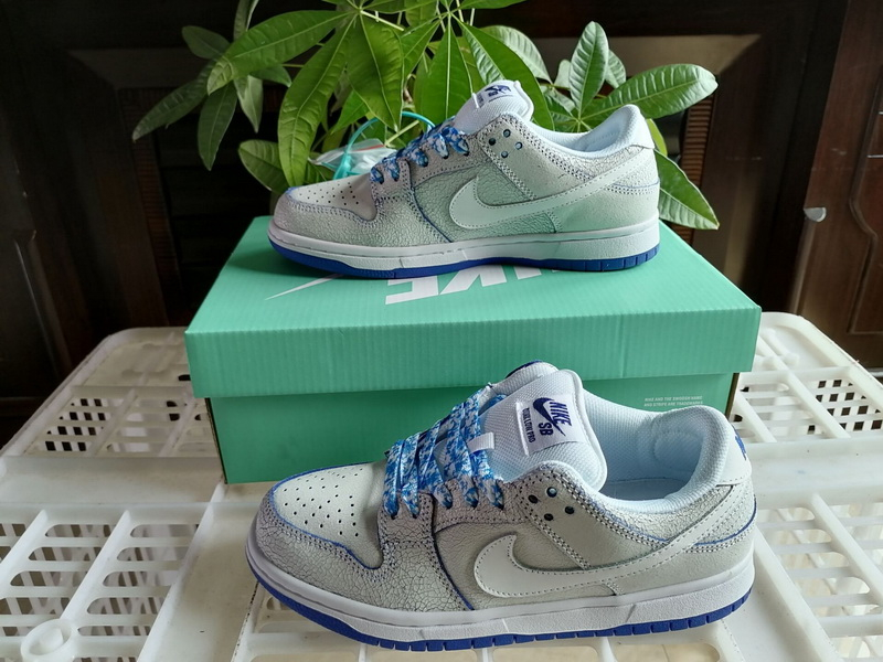 Nike SB Dunk Low Women Shoes 545