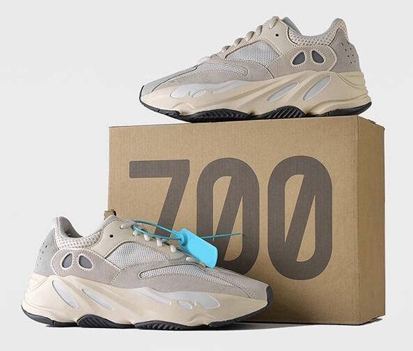 Yeezy 700 Men Shoes 005