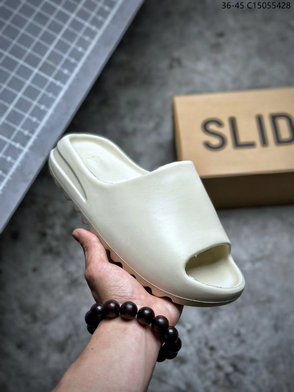 Kanye West x Yeezy Slide Resin 233 04