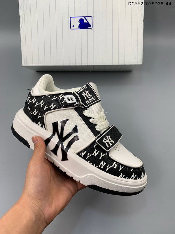 MLB Chunky Liner New York Yankees Women Shoes 01