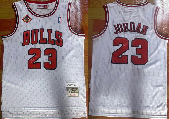 Men Chicago Bulls 23 Michael Jordan White 1997 98 Stitched Jersey