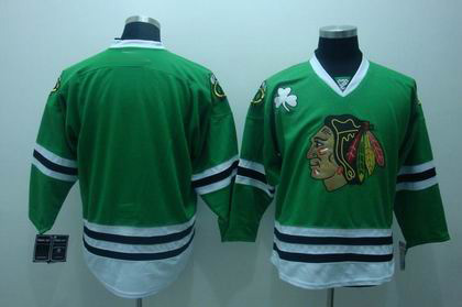 Chicago Blackhawks blank Green Jerseys